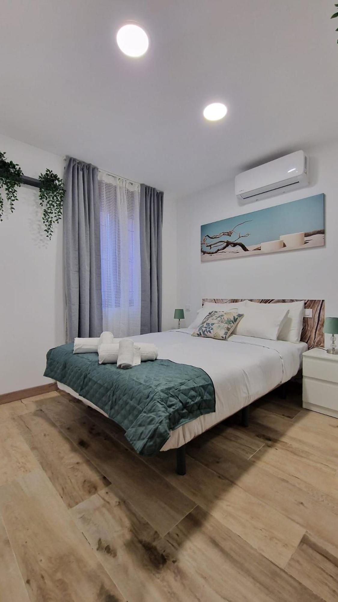 Almendrales Apartment Madrid Bagian luar foto