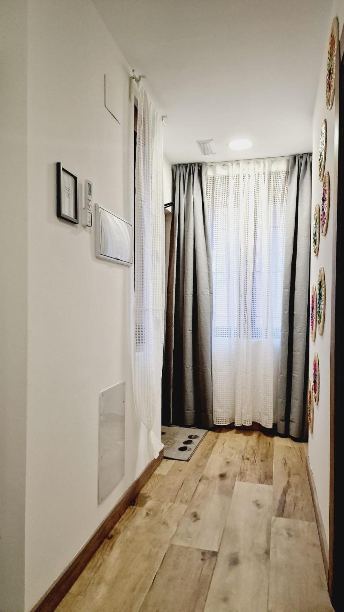 Almendrales Apartment Madrid Bagian luar foto