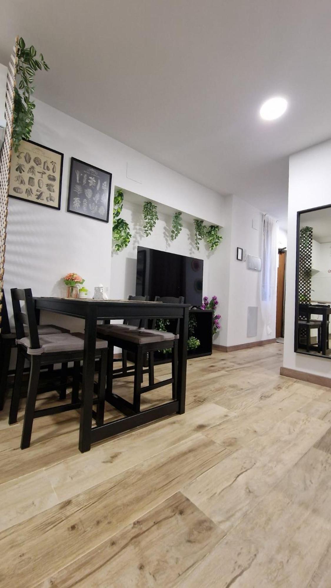Almendrales Apartment Madrid Bagian luar foto